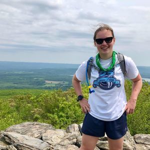 Meet your Posher, Leah